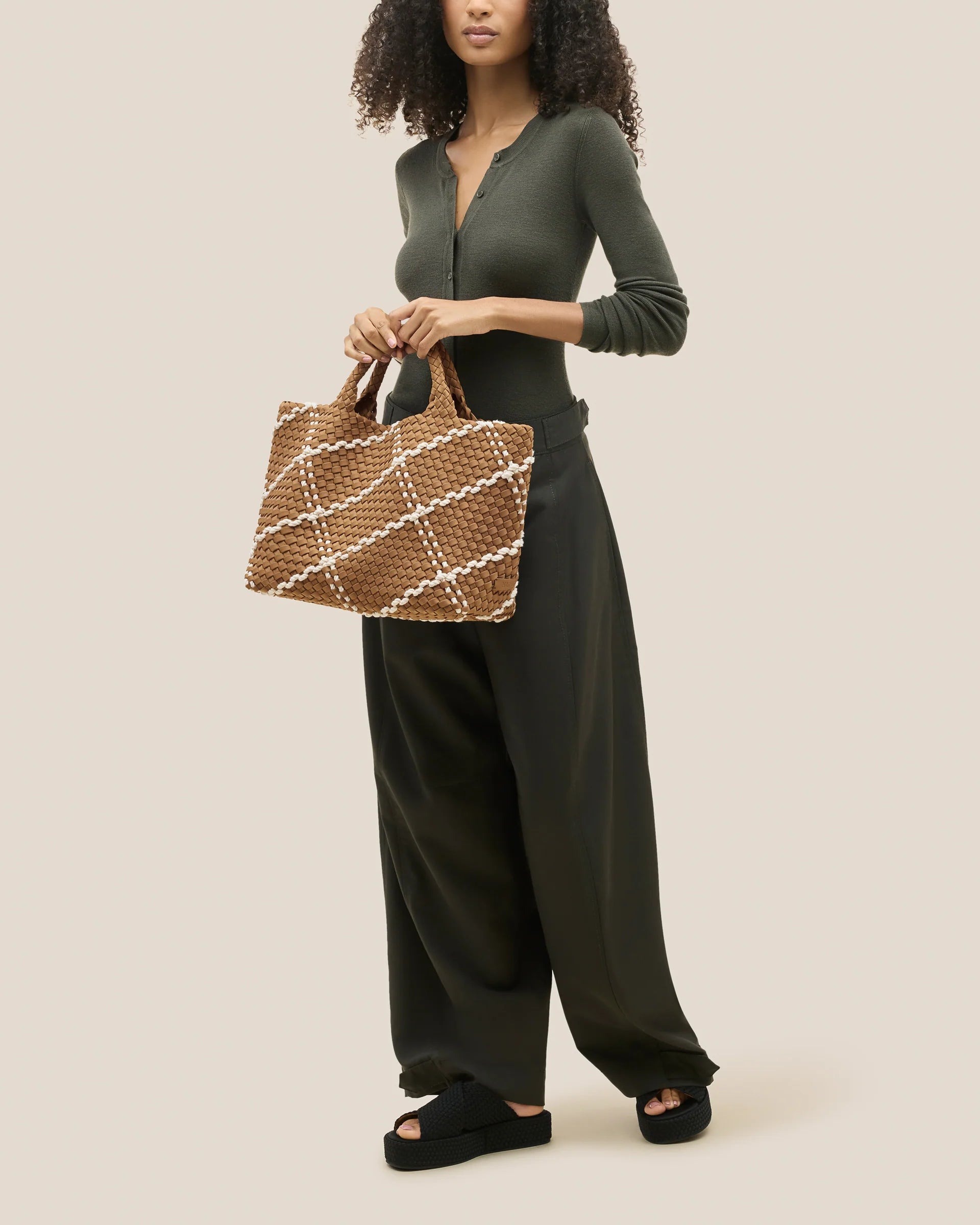 St. Barths Medium Tote Rope in Cove – Shop the Holiday St. Barths Medium Tote Rope in Cove – Shop the Holiday